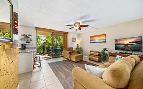 Big Island Kona Makai 4205 Condo